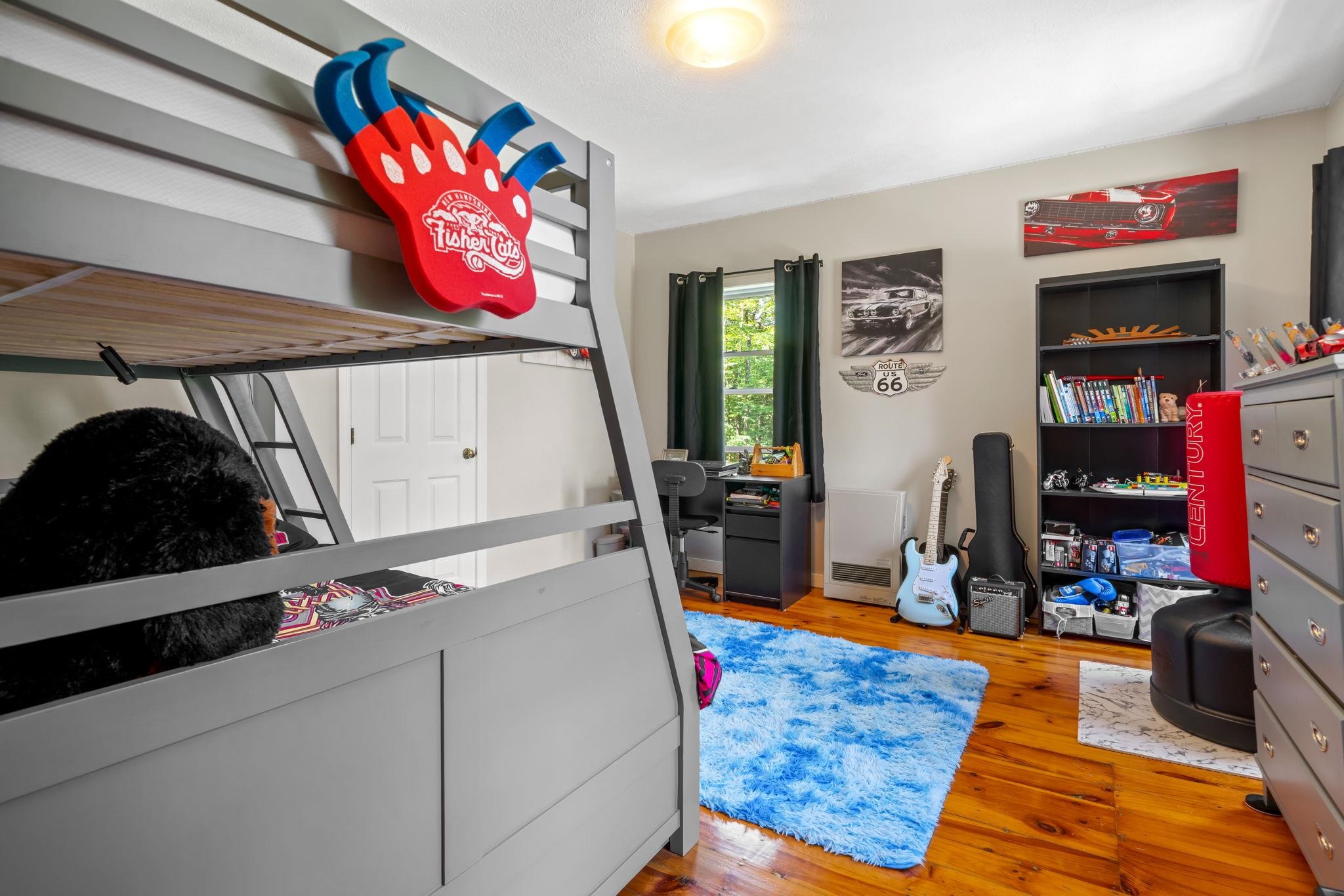 16 Meetinghouse Hill Road New Boston, NH 03070 - Photo 12 of 46