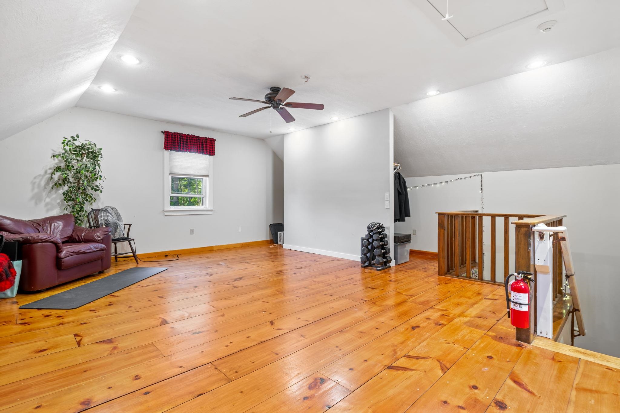 16 Meetinghouse Hill Road New Boston, NH 03070 - Photo 32 of 46