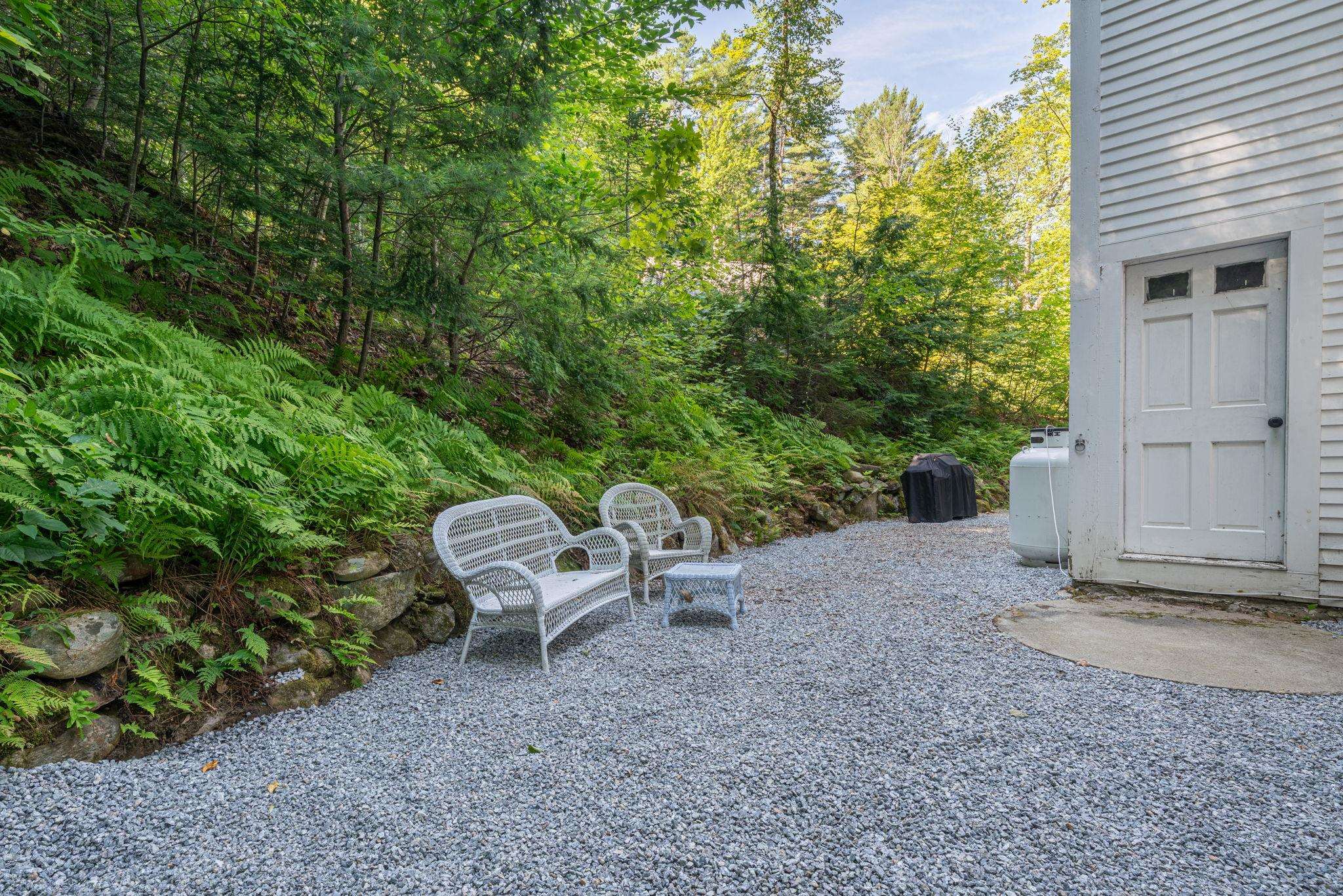 16 Meetinghouse Hill Road New Boston, NH 03070 - Photo 43 of 46