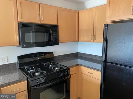 $390,000 | 800 4th Street Southwest, Unit S621, Washington, DC 20024