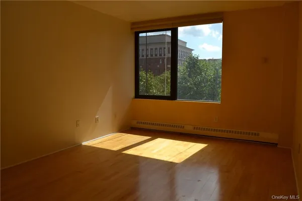 $3,850 | 4 Martine Avenue, Unit 306, White Plains, NY 10606