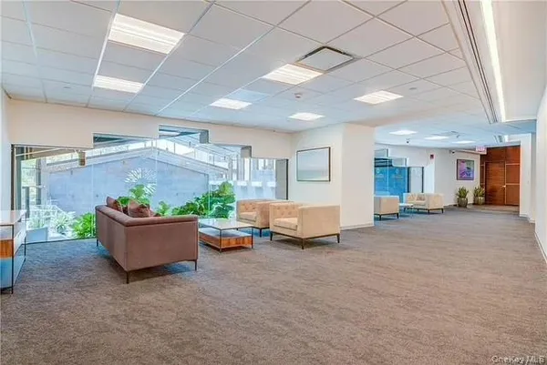 $3,850 | 4 Martine Avenue, Unit 306, White Plains, NY 10606