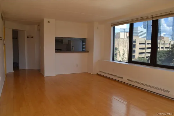 $3,850 | 4 Martine Avenue, Unit 306, White Plains, NY 10606