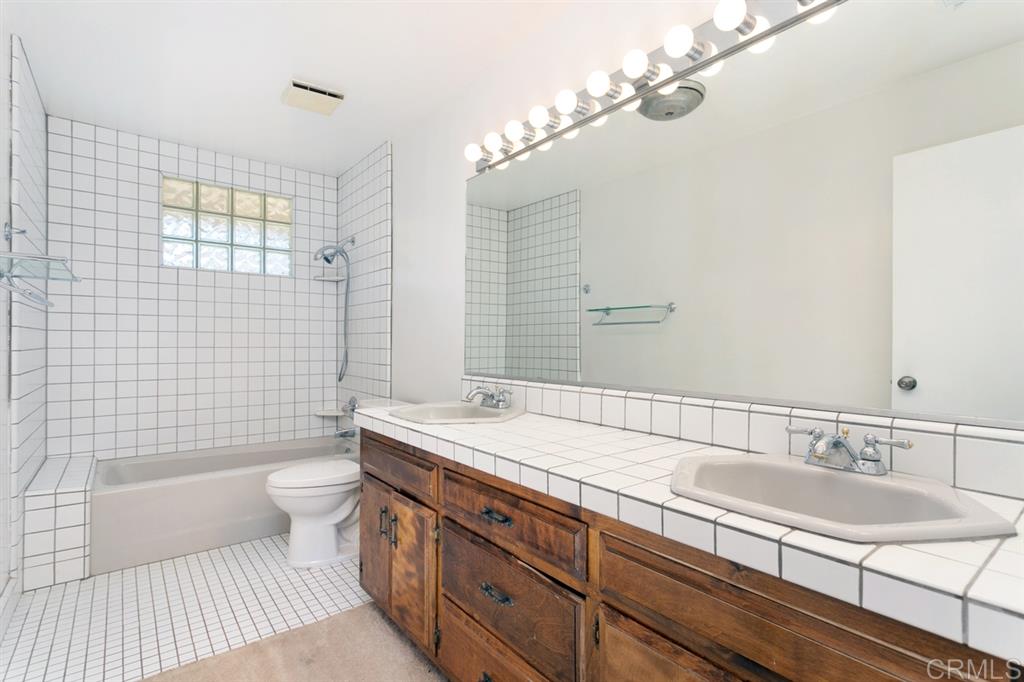 121 Alva Lane Fallbrook, CA 92028 - Photo 12 of 25 Gallery Image 12