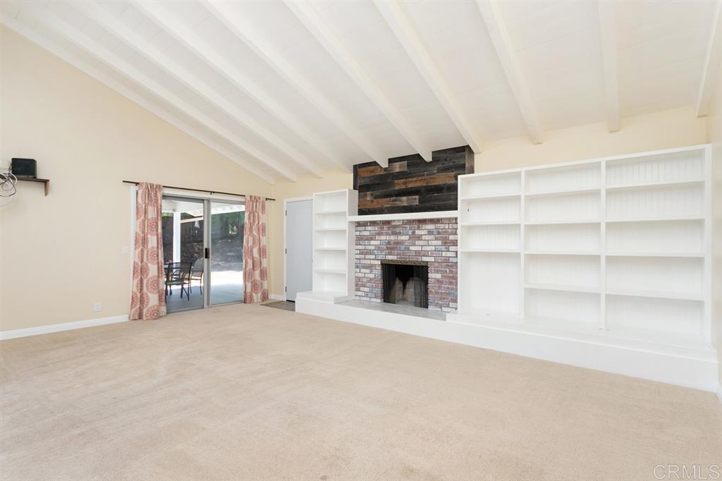 121 Alva Lane Fallbrook, CA 92028 - Photo 4 of 25 Gallery Image 4