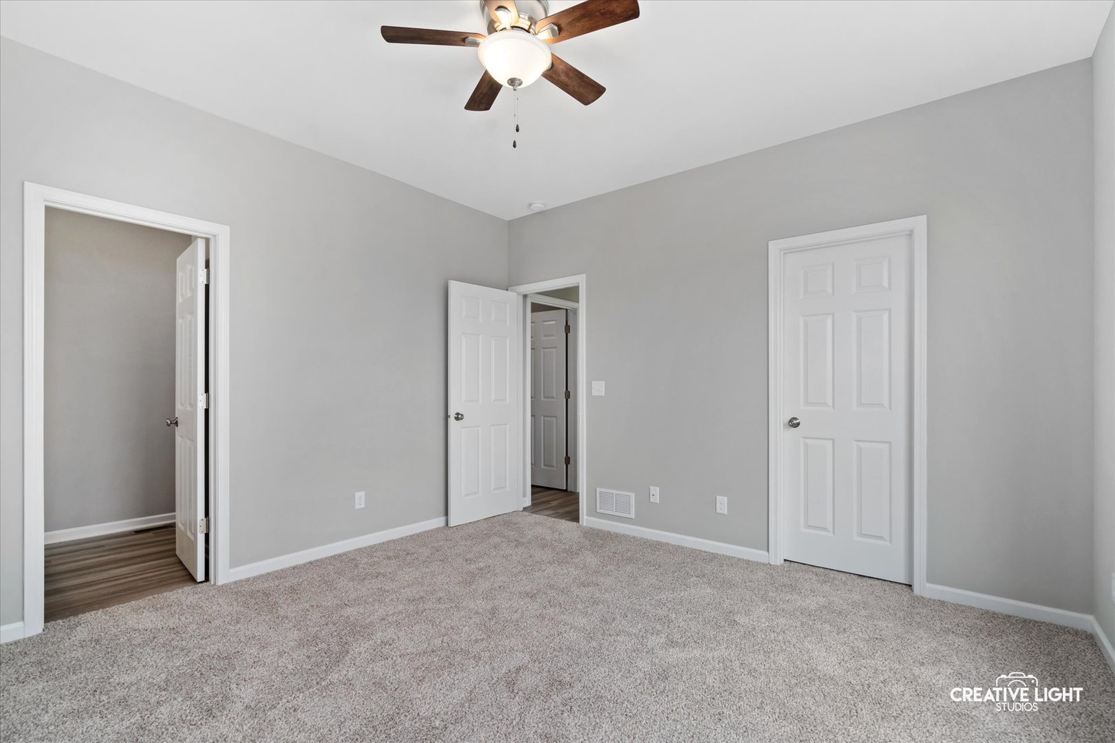 526 Hahn Drive Cortland, IL 60112 - Photo 10 of 20 a view of an empty room and chandelier fan