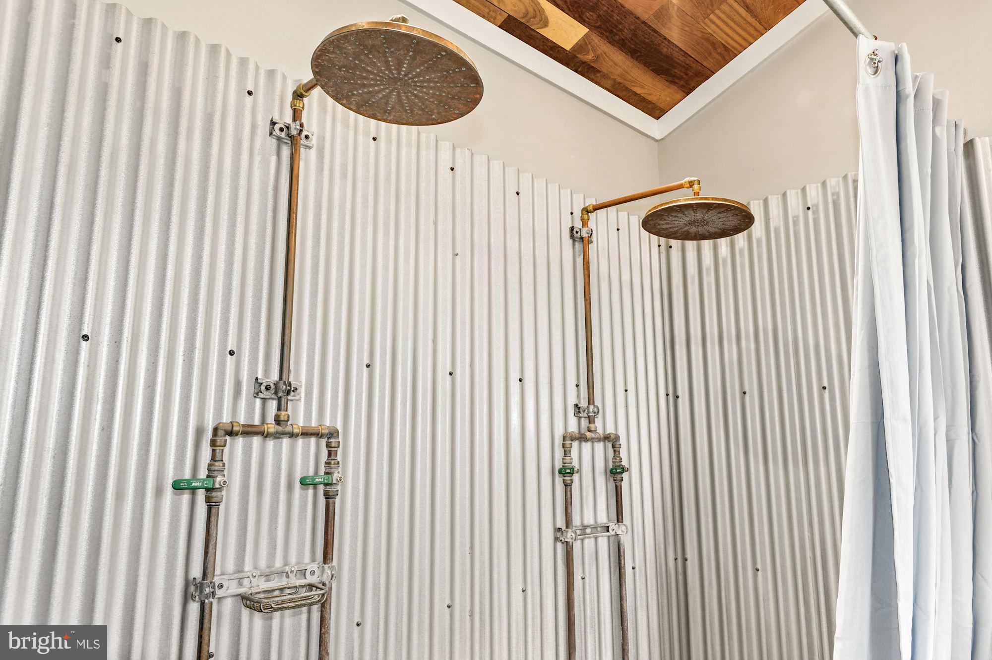 6480 Fireside Place Marshall, VA 20115 - Photo 19 of 36 Industrial - dual copper shower heads