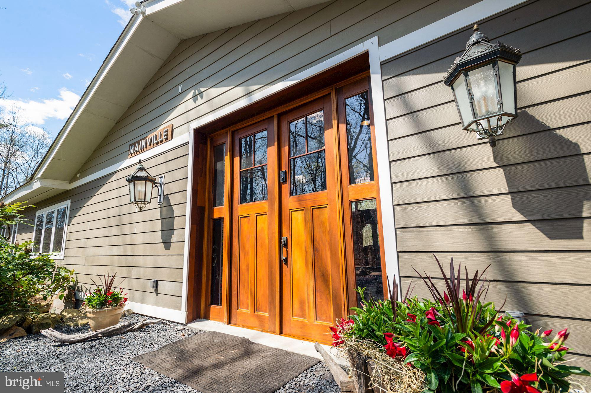 6480 Fireside Place Marshall, VA 20115 - Photo 28 of 36 Custom entry