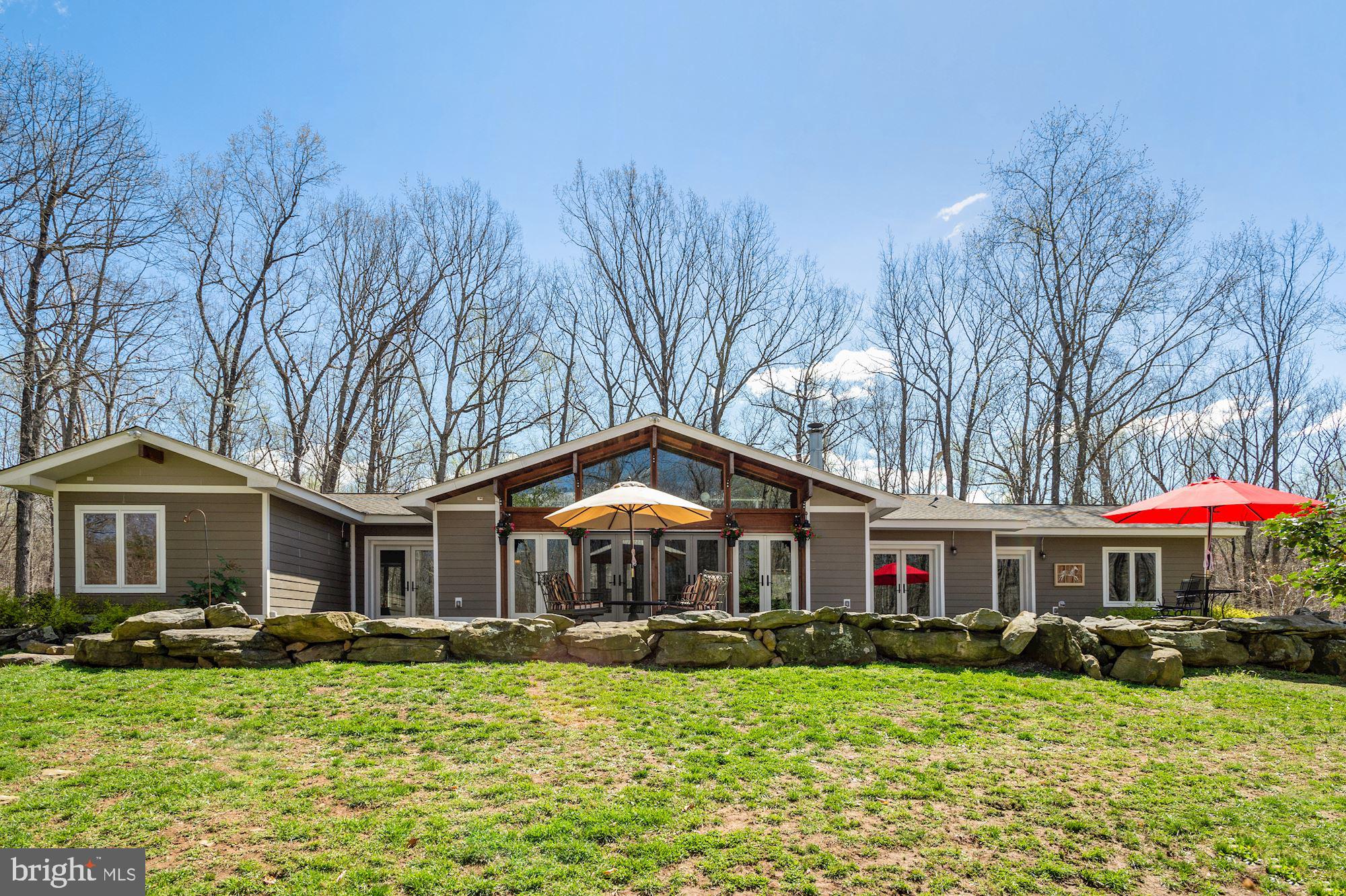 6480 Fireside Place Marshall, VA 20115 - Photo 29 of 36 Rear view and ideally designed for entertaing