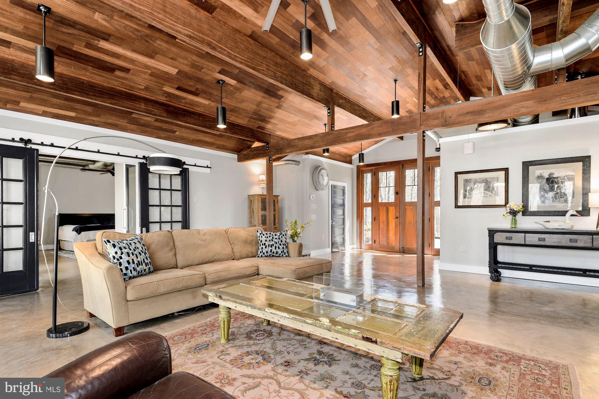 6480 Fireside Place Marshall, VA 20115 - Photo 5 of 36 Large open living room