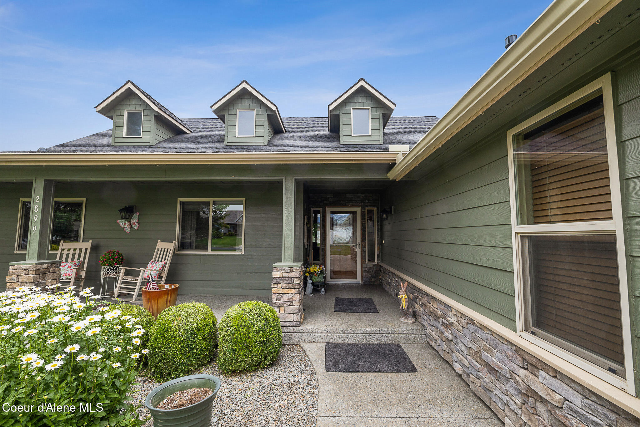 2899 North Radiant Star Road Post Falls, ID 83854 - Photo 2 of 40 4