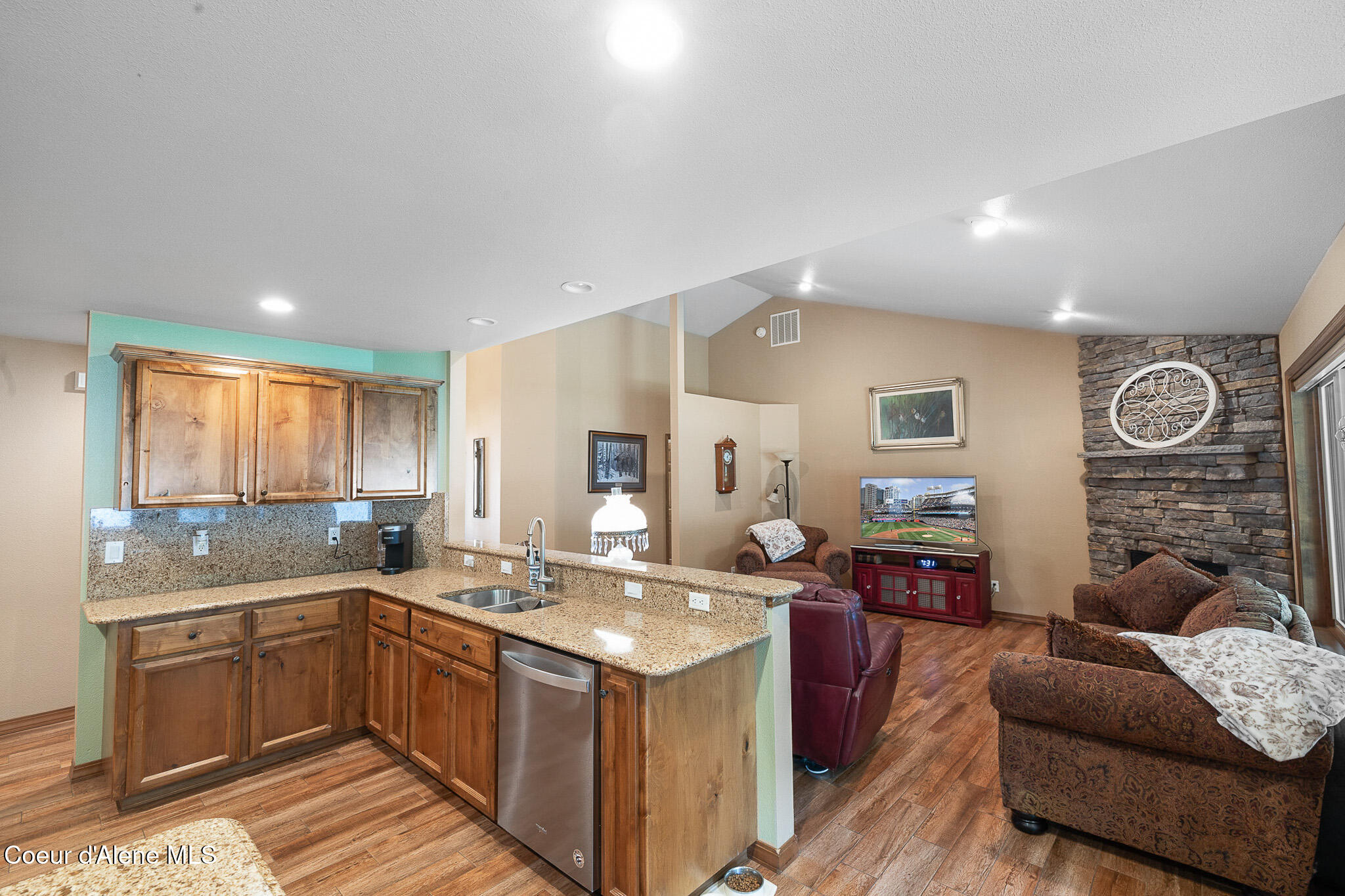 2899 North Radiant Star Road Post Falls, ID 83854 - Photo 8 of 40 10