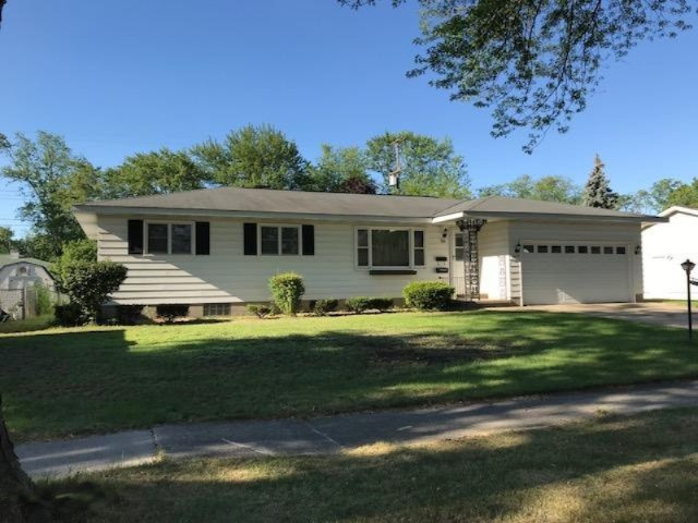 1509 Cornell Road Muskegon, MI 49441 - Photo 2 of 14 IMG_6113
