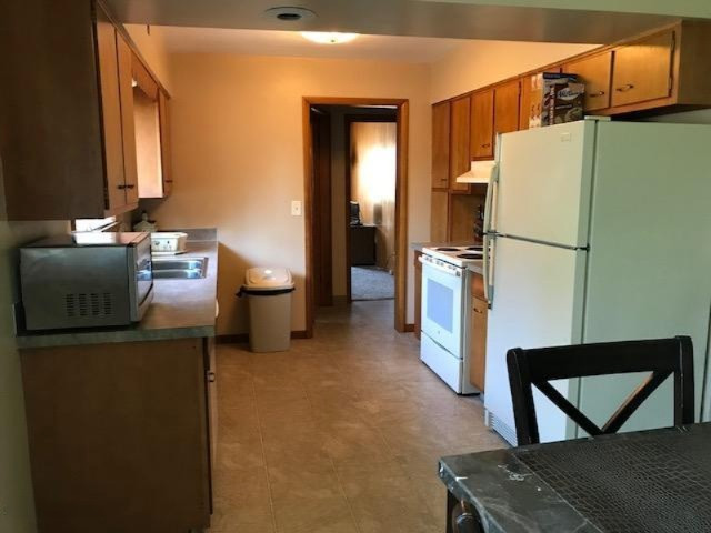 1509 Cornell Road Muskegon, MI 49441 - Photo 6 of 14 IMG_6119