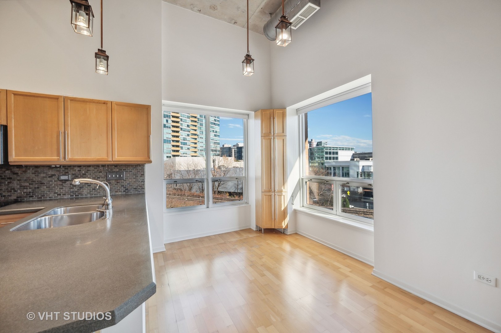 1640 Maple Avenue, Unit 401 Evanston, IL 60201 - Photo 6 of 21
