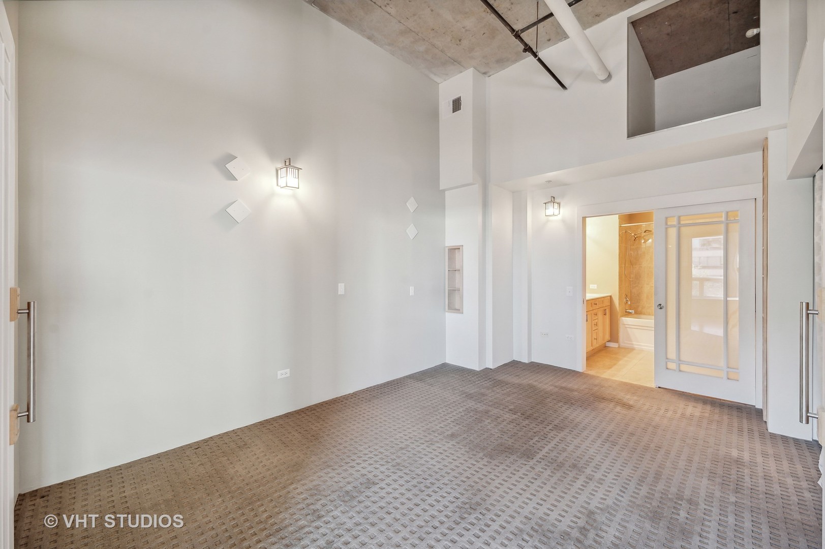 1640 Maple Avenue, Unit 401 Evanston, IL 60201 - Photo 10 of 21 a view of an empty room
