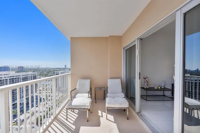 $3,750 | 1980 South Ocean Drive, Unit 19G, Hallandale Beach, FL 33009