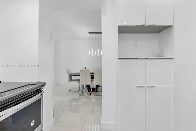 $3,750 | 1980 South Ocean Drive, Unit 19G, Hallandale Beach, FL 33009