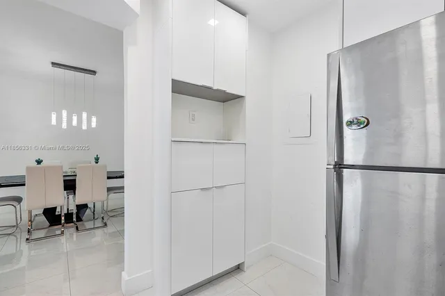 $3,750 | 1980 South Ocean Drive, Unit 19G, Hallandale Beach, FL 33009