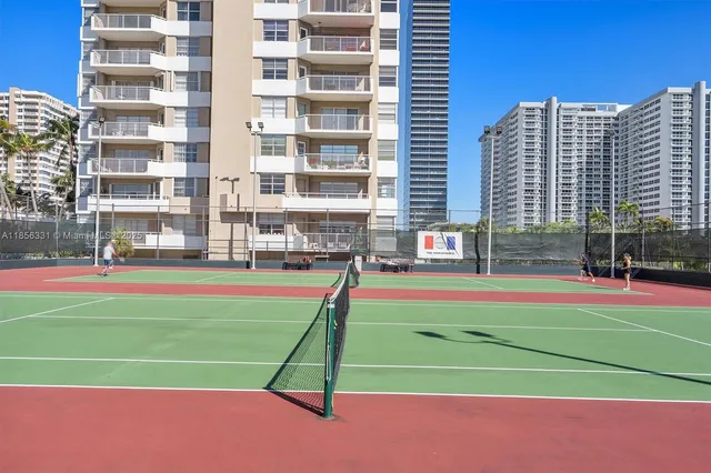 $3,750 | 1980 South Ocean Drive, Unit 19G, Hallandale Beach, FL 33009