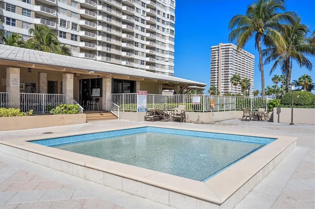 $3,750 | 1980 South Ocean Drive, Unit 19G, Hallandale Beach, FL 33009