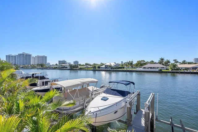 $3,750 | 1980 South Ocean Drive, Unit 19G, Hallandale Beach, FL 33009