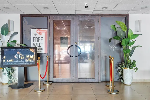 $3,750 | 1980 South Ocean Drive, Unit 19G, Hallandale Beach, FL 33009