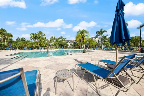 $239,000 | 7417 Vista Way, Unit 203, Bradenton, FL 34202