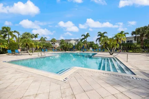 $239,000 | 7417 Vista Way, Unit 203, Bradenton, FL 34202