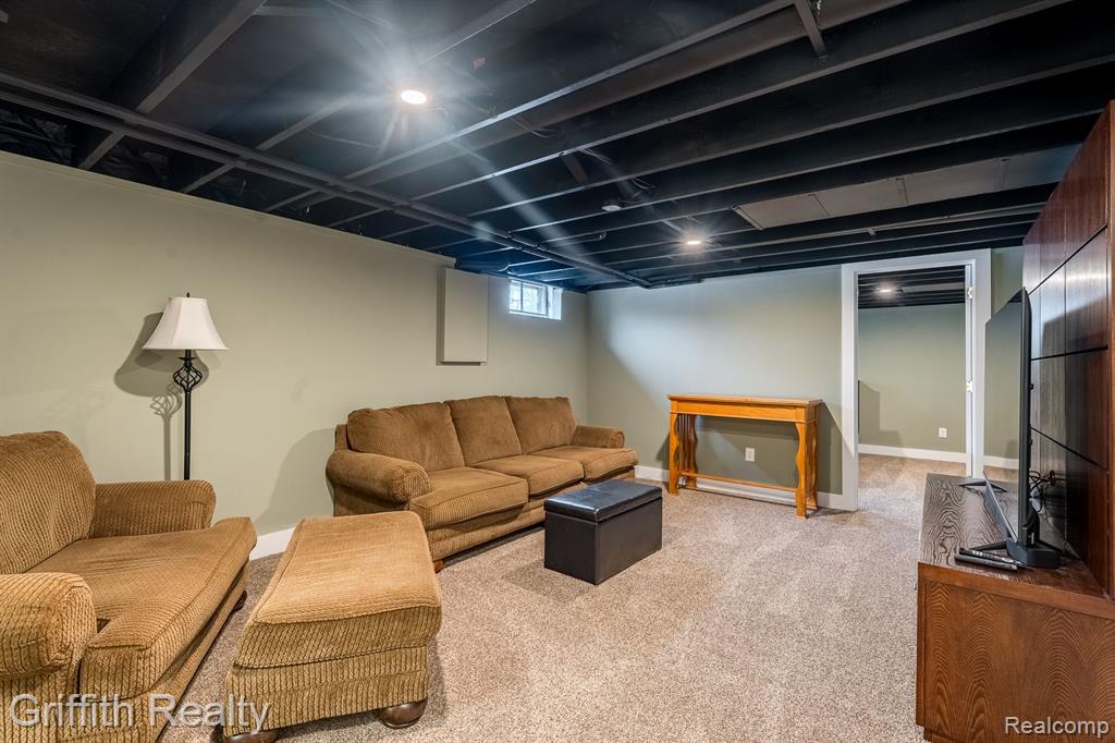 1746 South Hickory Ridge Road Milford, MI 48380 - Photo 25 of 32 Gallery Image 25