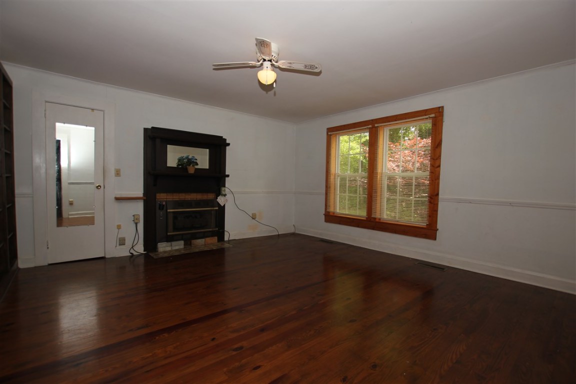 595 Terrapin Crossing Road Pickens, SC 29671 - Photo 12 of 36