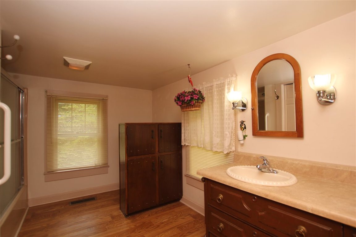 595 Terrapin Crossing Road Pickens, SC 29671 - Photo 18 of 36