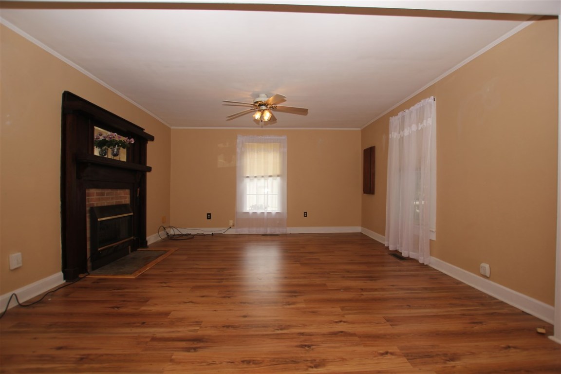 595 Terrapin Crossing Road Pickens, SC 29671 - Photo 8 of 36