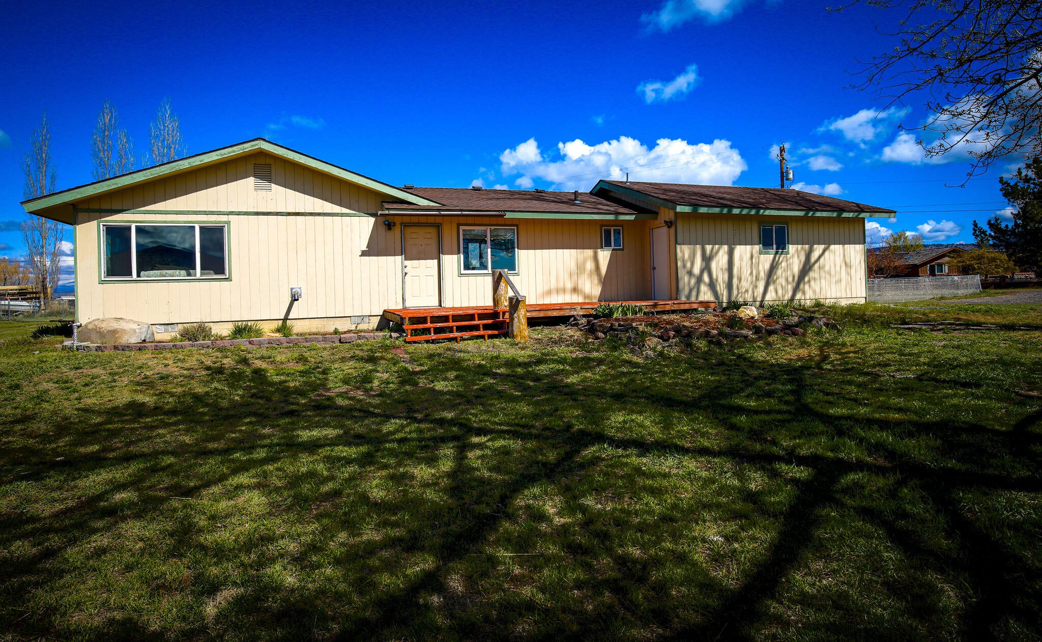7418 Reeder Road Klamath Falls, OR 97603 - Photo 7 of 50 0H1A5549-HDR-2