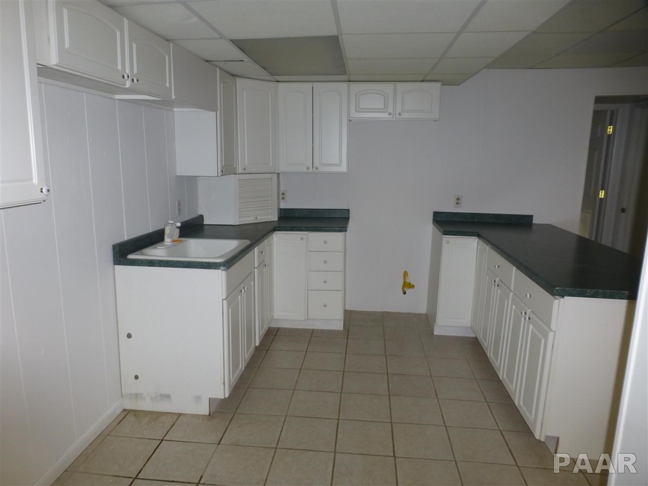 520 Brookview Road East Peoria, IL 61611 - Photo 19 of 23 Gallery Image 19