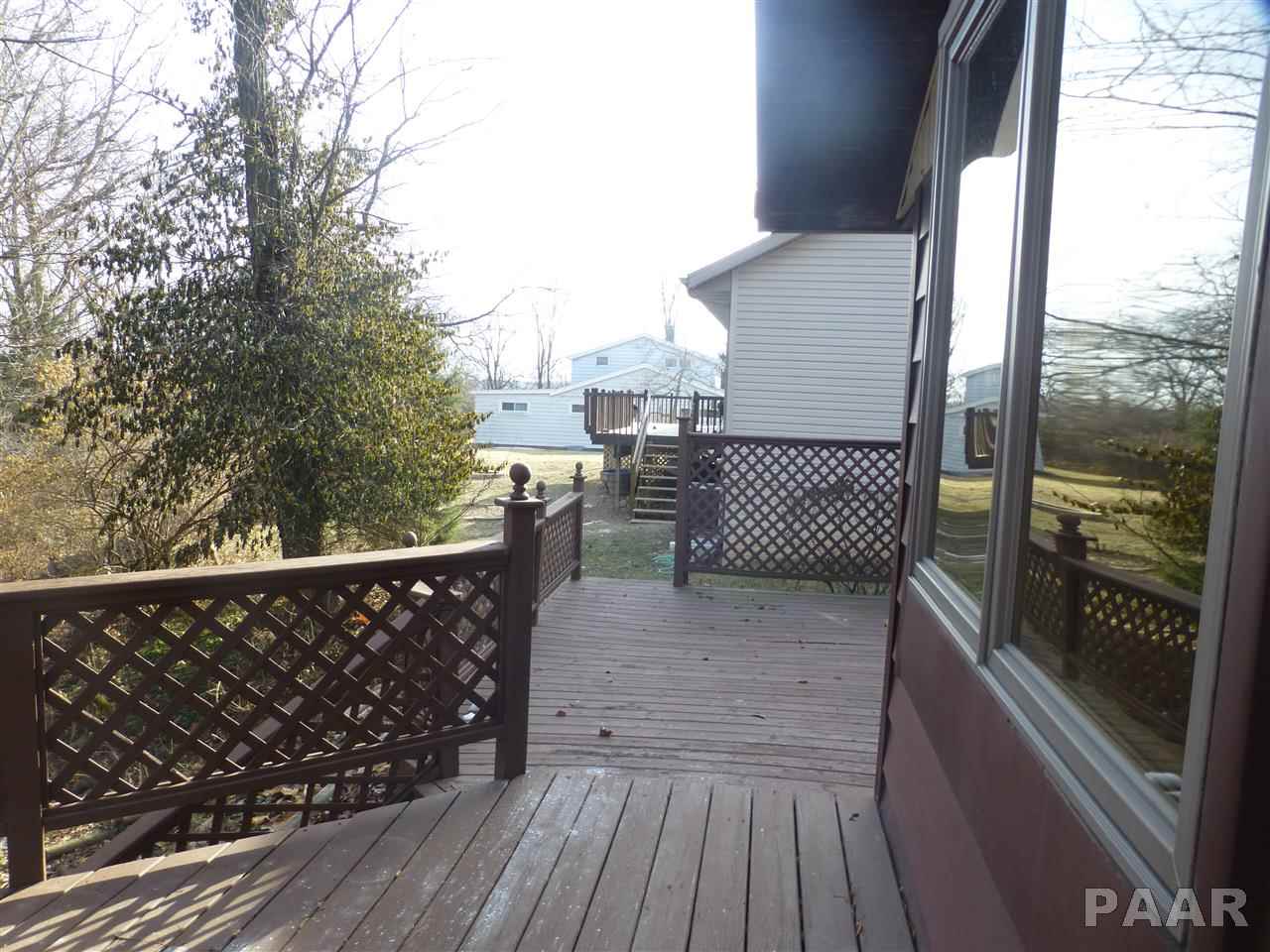 520 Brookview Road East Peoria, IL 61611 - Photo 4 of 23 Gallery Image 4
