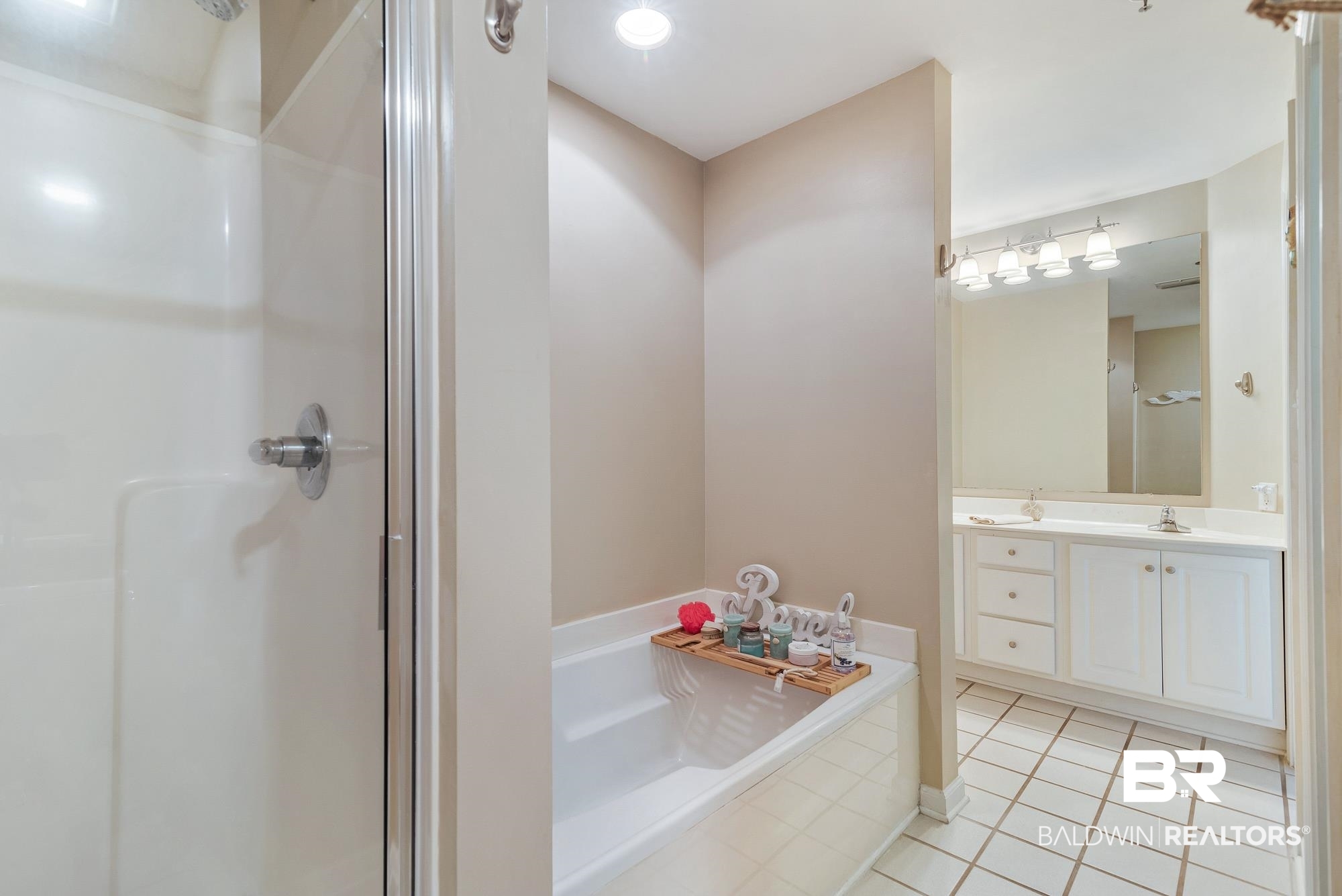 27282 Canal Road, Unit 105 Orange Beach, AL 36561 - Photo 9 of 43 Master Bathroom