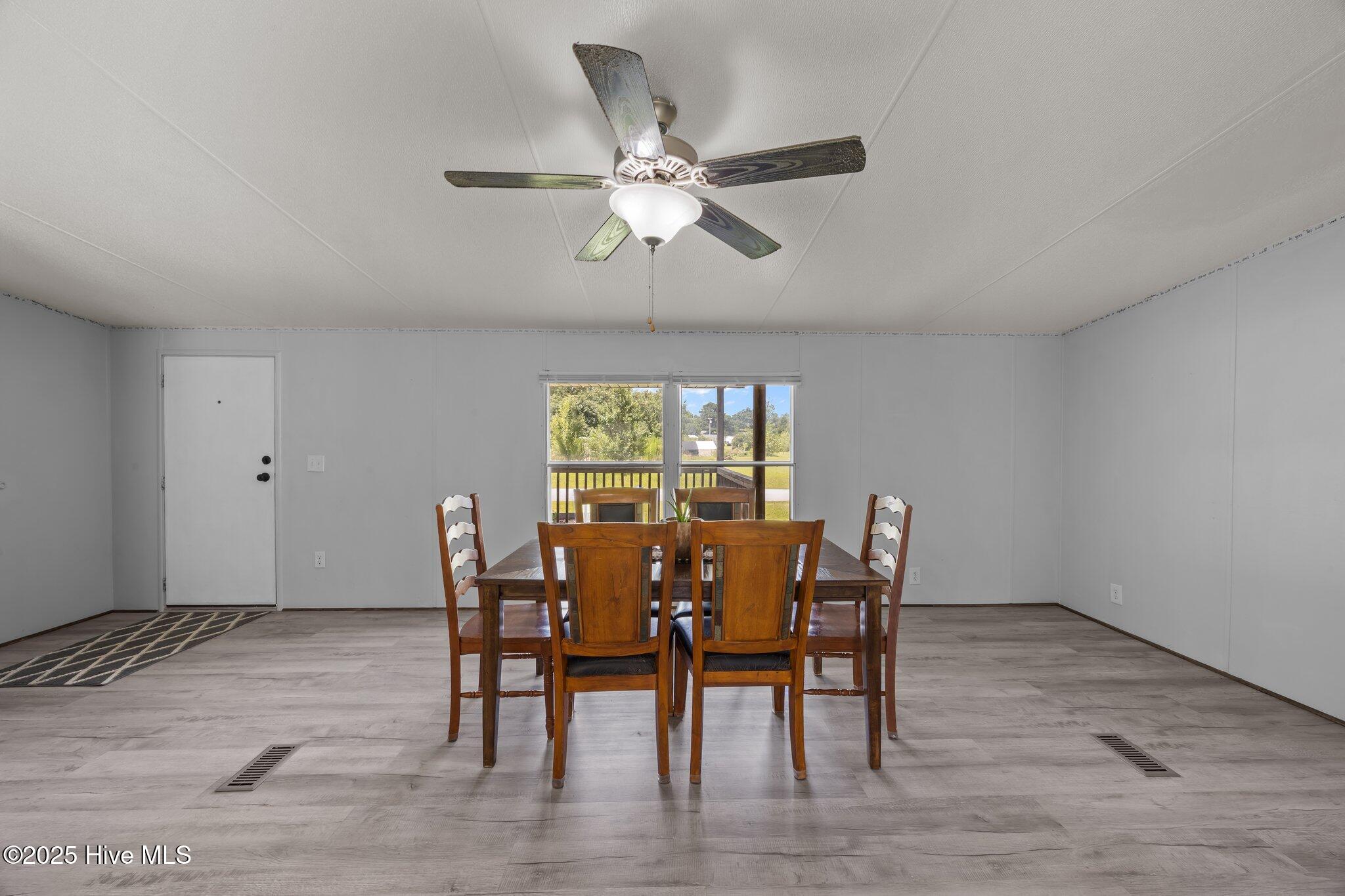 1492 Antioch Road New Bern, NC 28560 - Photo 23 of 47 23-web-or-mls-0C0A6365