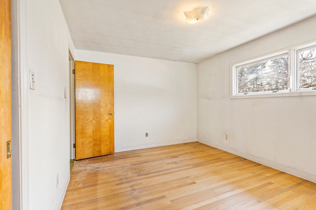 62 Brittany Road Springfield, MA 01151 - Photo 19 of 25