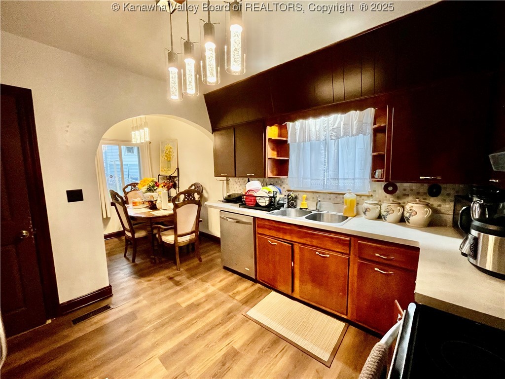 402 Rotary Road Huntington, WV 25705 - Photo 8 of 16 Gallery Image 8