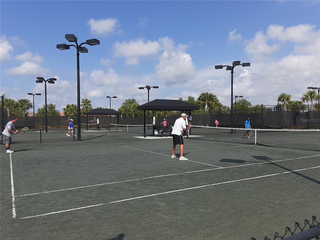 13605 Messina Loop, Unit 104 Bradenton, FL 34211 - Photo 28 of 38 a view of a basketball court