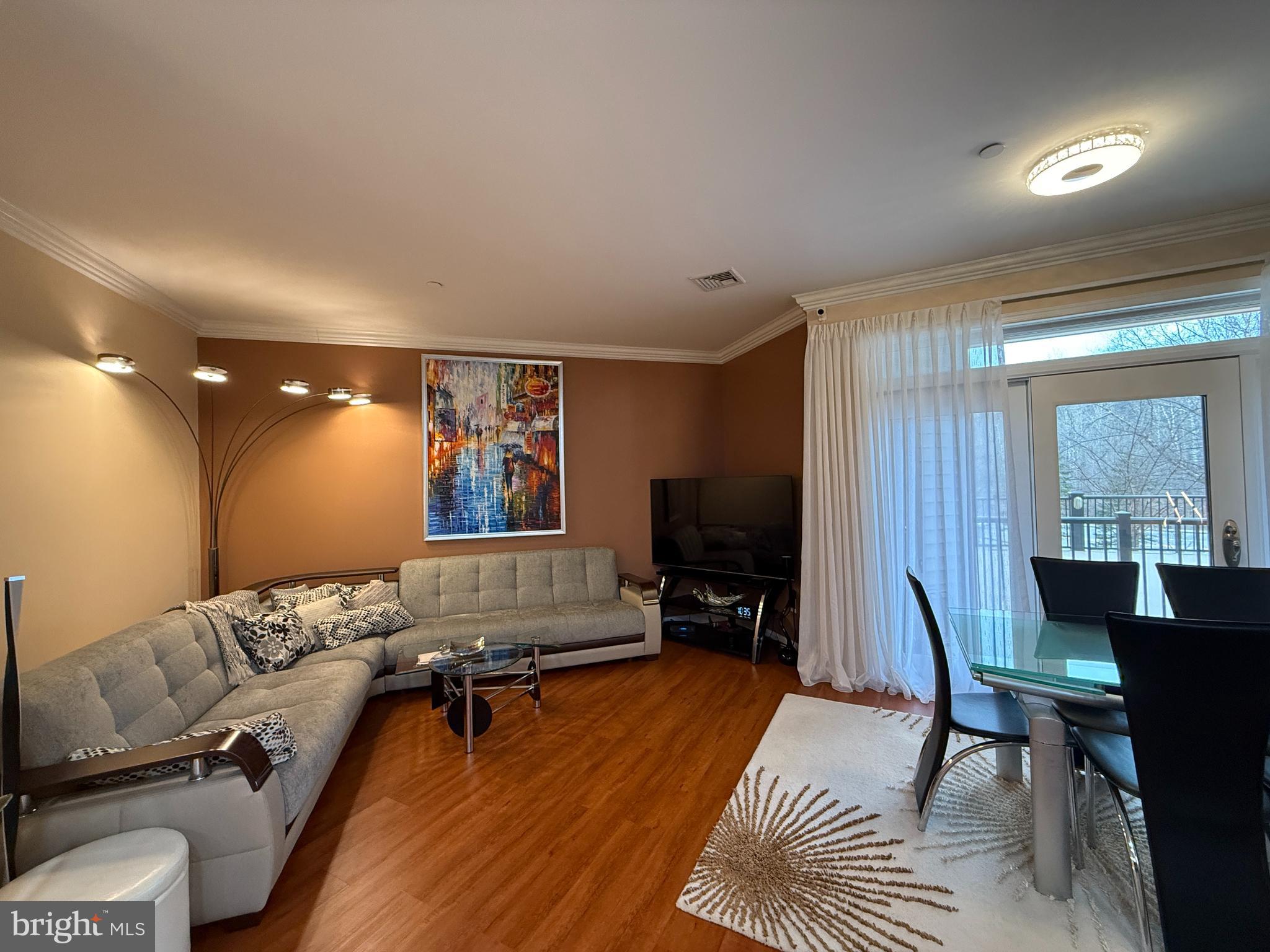 266 Carson Terrace Huntingdon Valley, PA 19006 - Photo 11 of 52