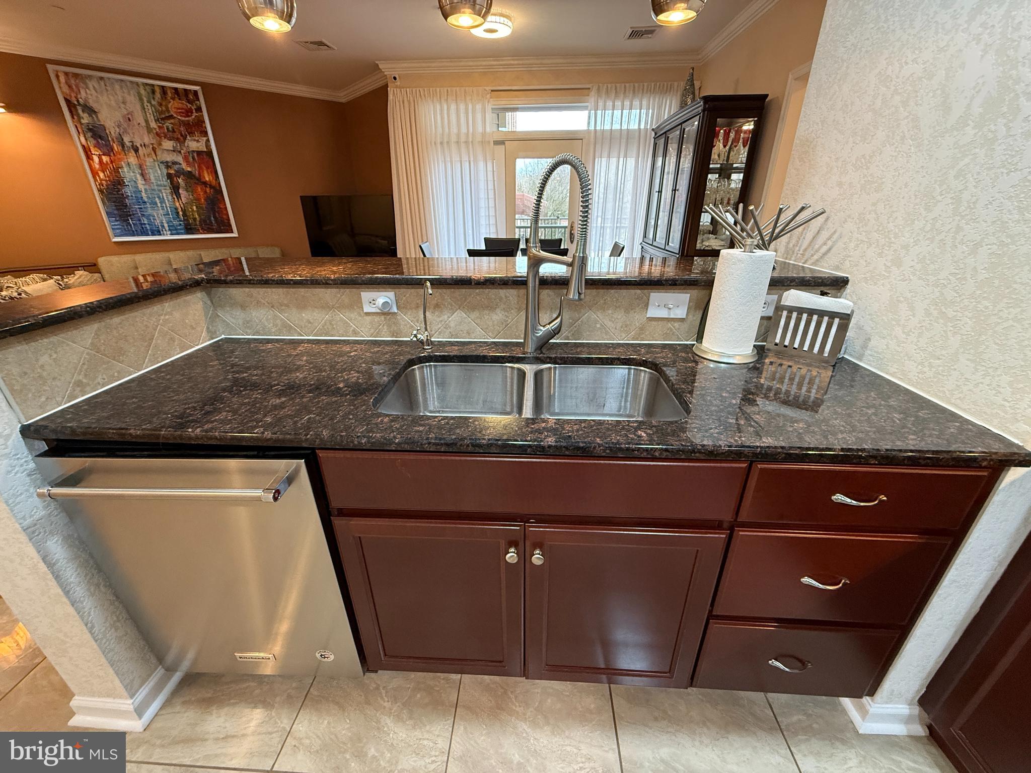 266 Carson Terrace Huntingdon Valley, PA 19006 - Photo 10 of 52