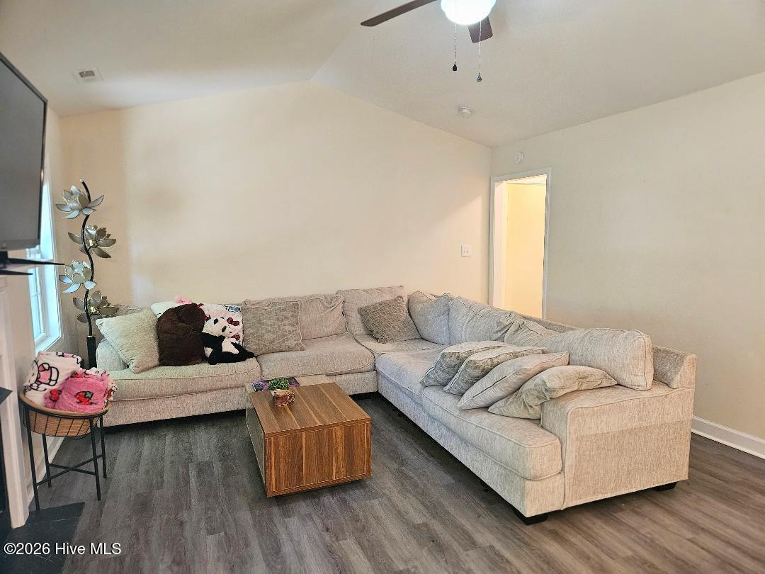 207 Sherwood Road Jacksonville, NC 28540 - Photo 2 of 27