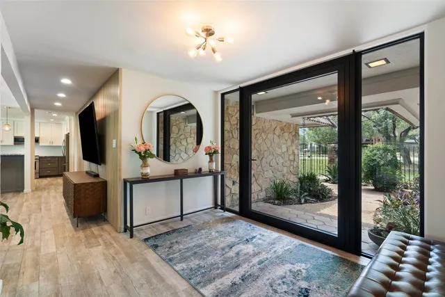 $2,995 | 113 Comet, Lakeway, TX 78734