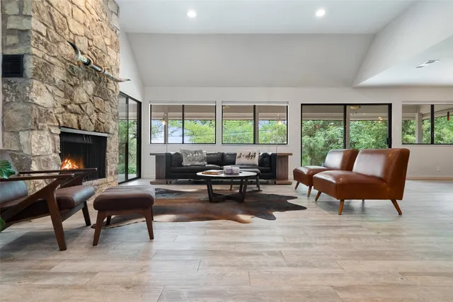 $2,995 | 113 Comet, Lakeway, TX 78734