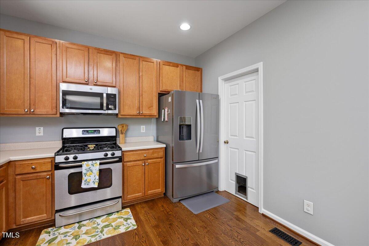 237 Mickleson Ridge Drive Raleigh, NC 27603 - Photo 15 of 42 29-- 16