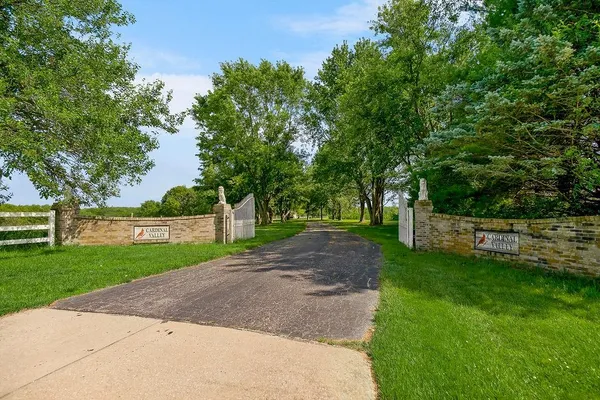 $1,950,000 | 5825 Z Highway, Edgerton, MO 64444
