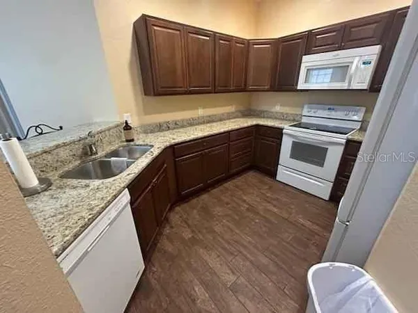 $1,800 | 240 West End Drive, Unit 221, Punta Gorda, FL 33950