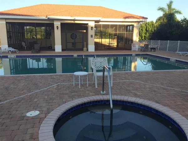 $1,800 | 240 West End Drive, Unit 221, Punta Gorda, FL 33950